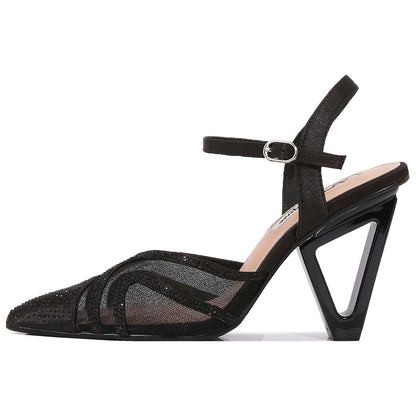 Lady Couture Gala 3.5” Sculpted Heel Pumps in Black